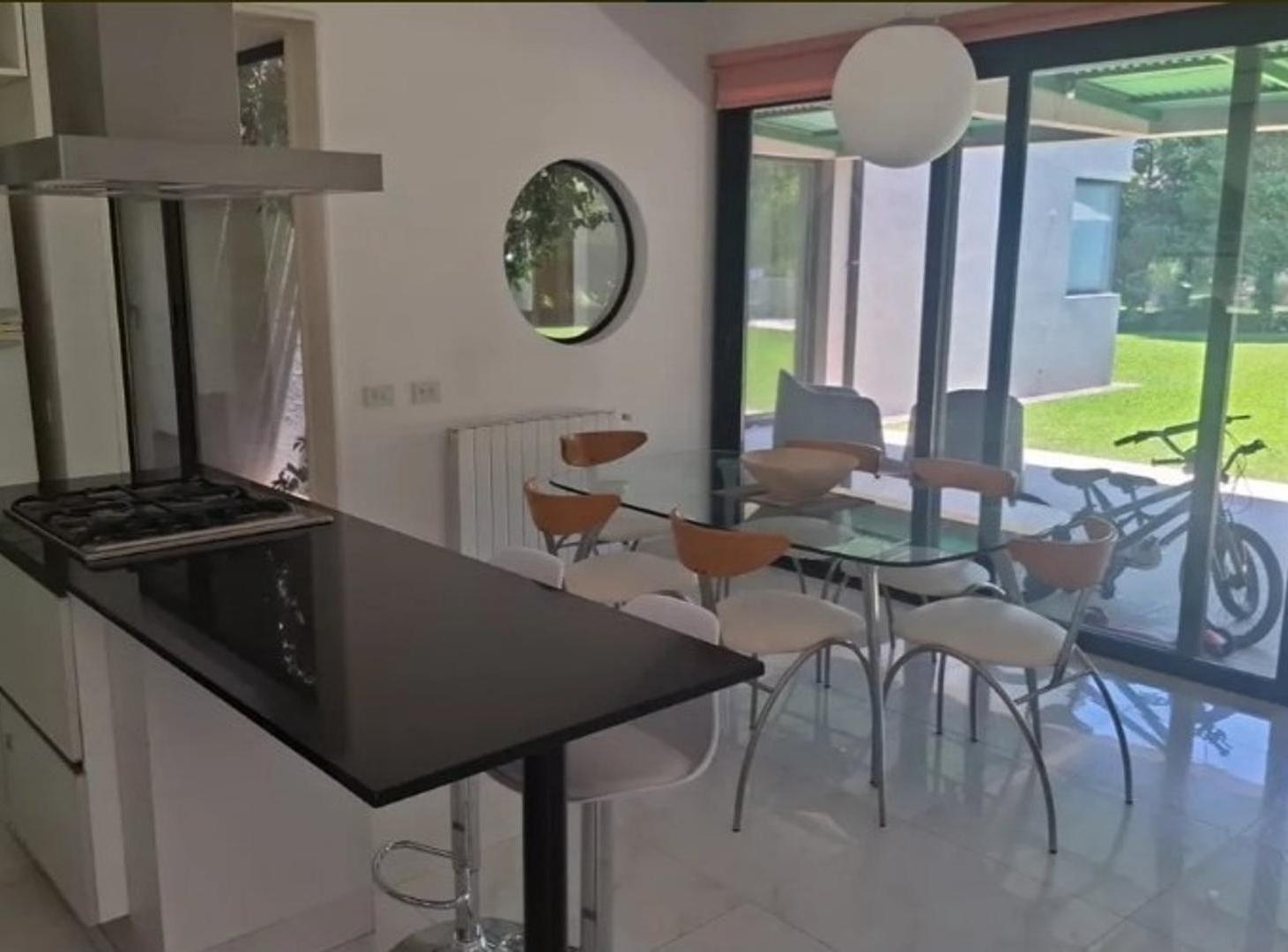 Foto de CASA EN ALQUILER - HARAS SANTA MARIA, imagen 3
