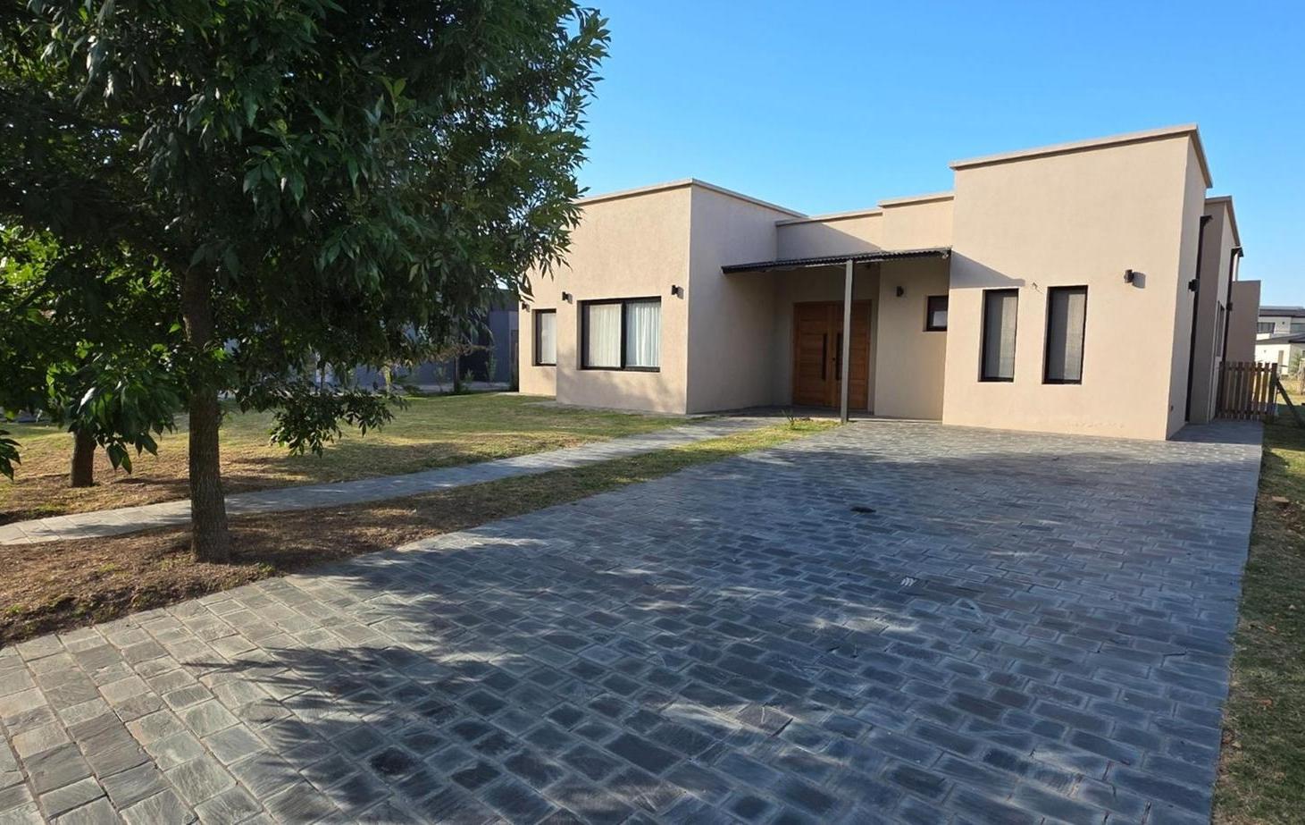 CASA EN VENTA HARAS SANTA MARIA