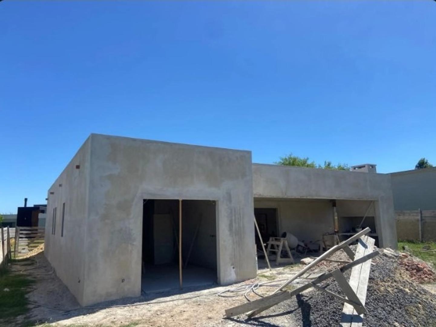 CASA EN VENTA - SAN SEBASTIAN