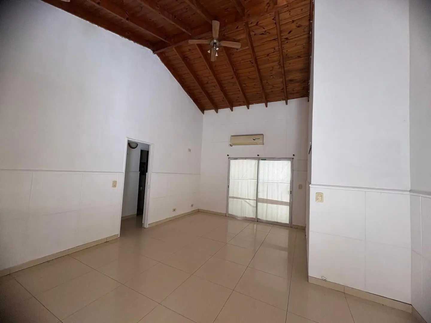 CASA TIPO PH EN VENTA LOMA VERDE 5