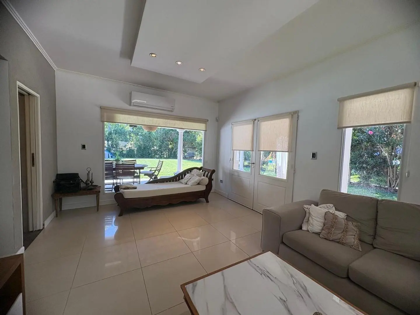 CASA EN VENTA HARAS SANTA MARIA - ESCOBAR 5