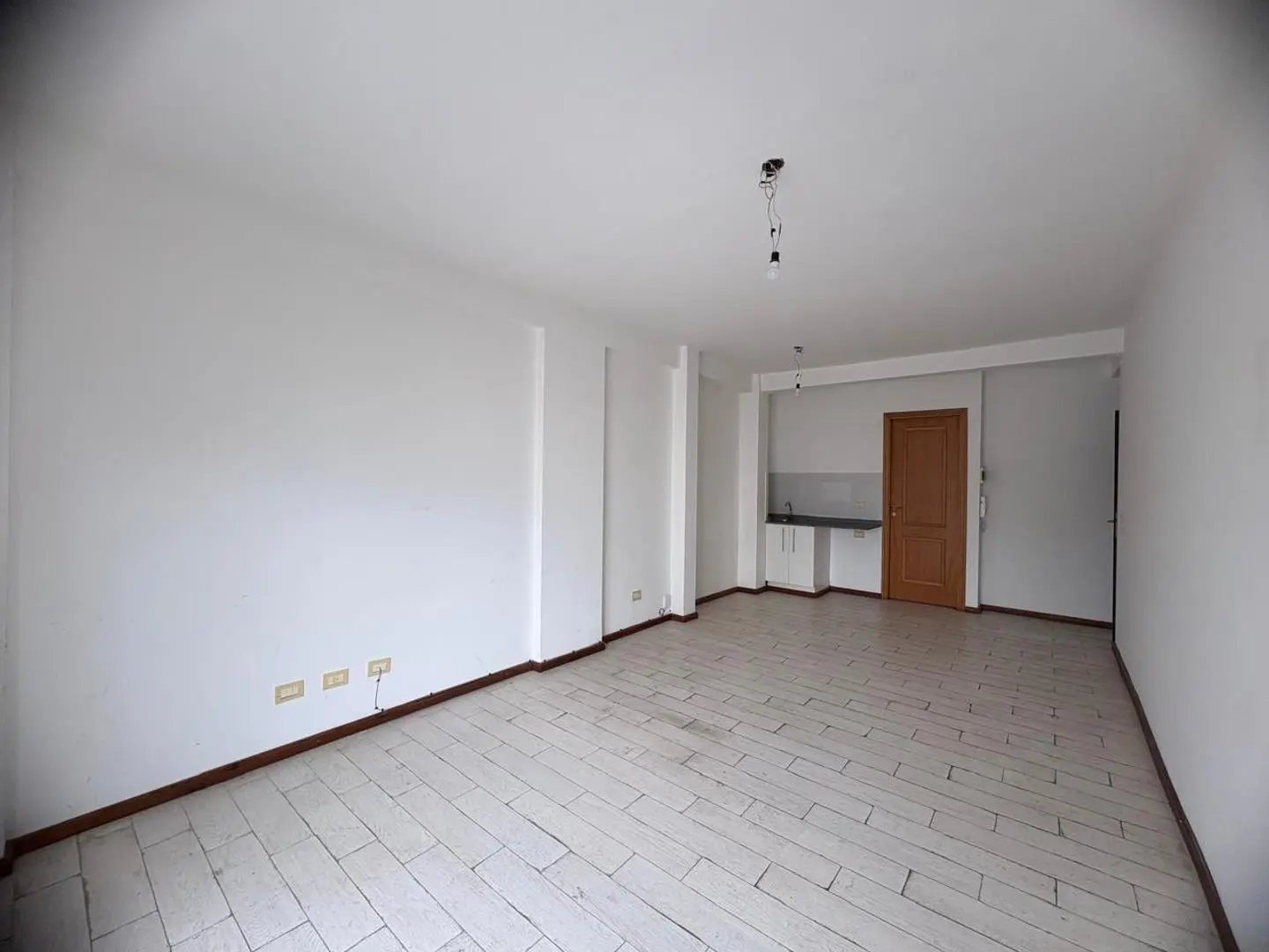 MONOAMBIENTE EN ALQUILER ZÁRATE 5