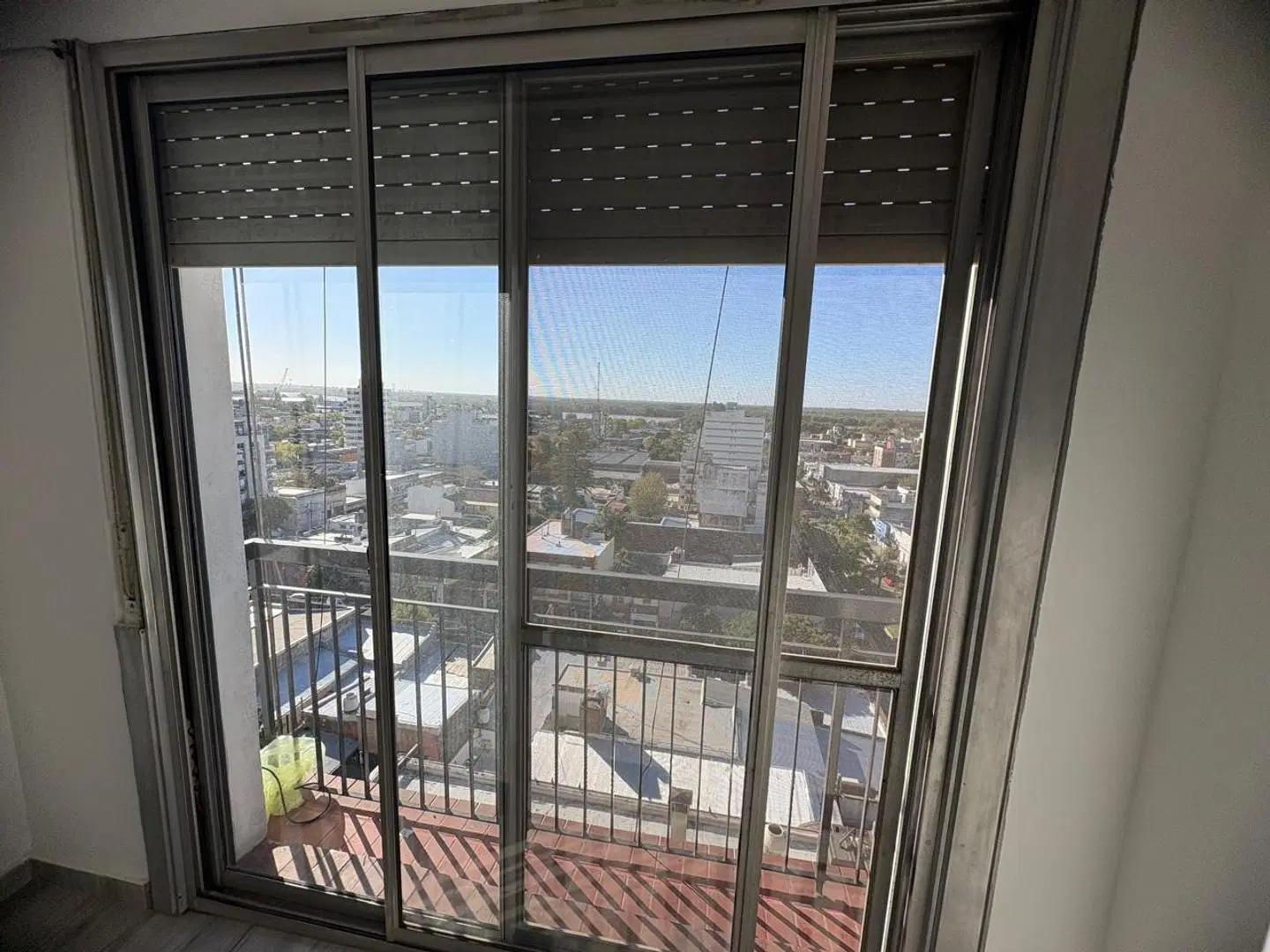 DEPARTAMENTO EN ALQUILER CAMPANA 5