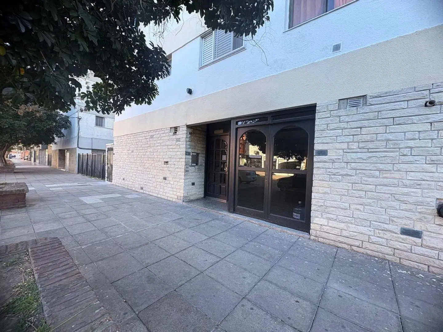 DEPARTAMENTO EN ALQUILER CAMPANA 3