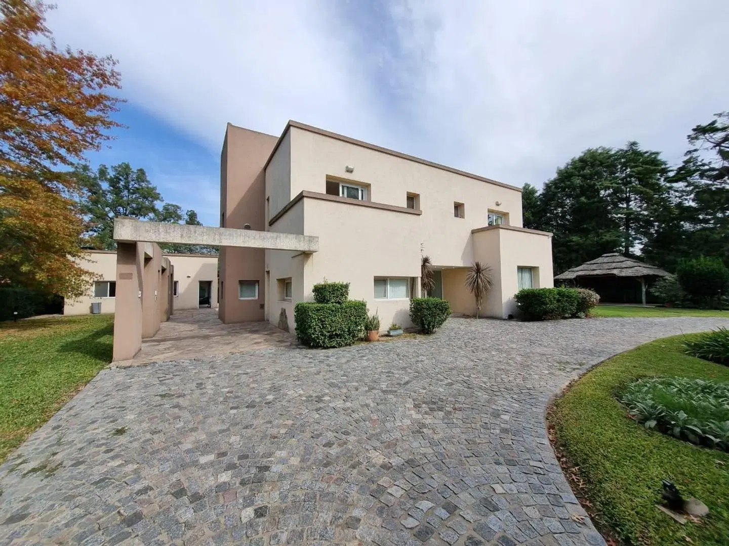 CASA PREMIUM EN PARQUE SAKURA 2