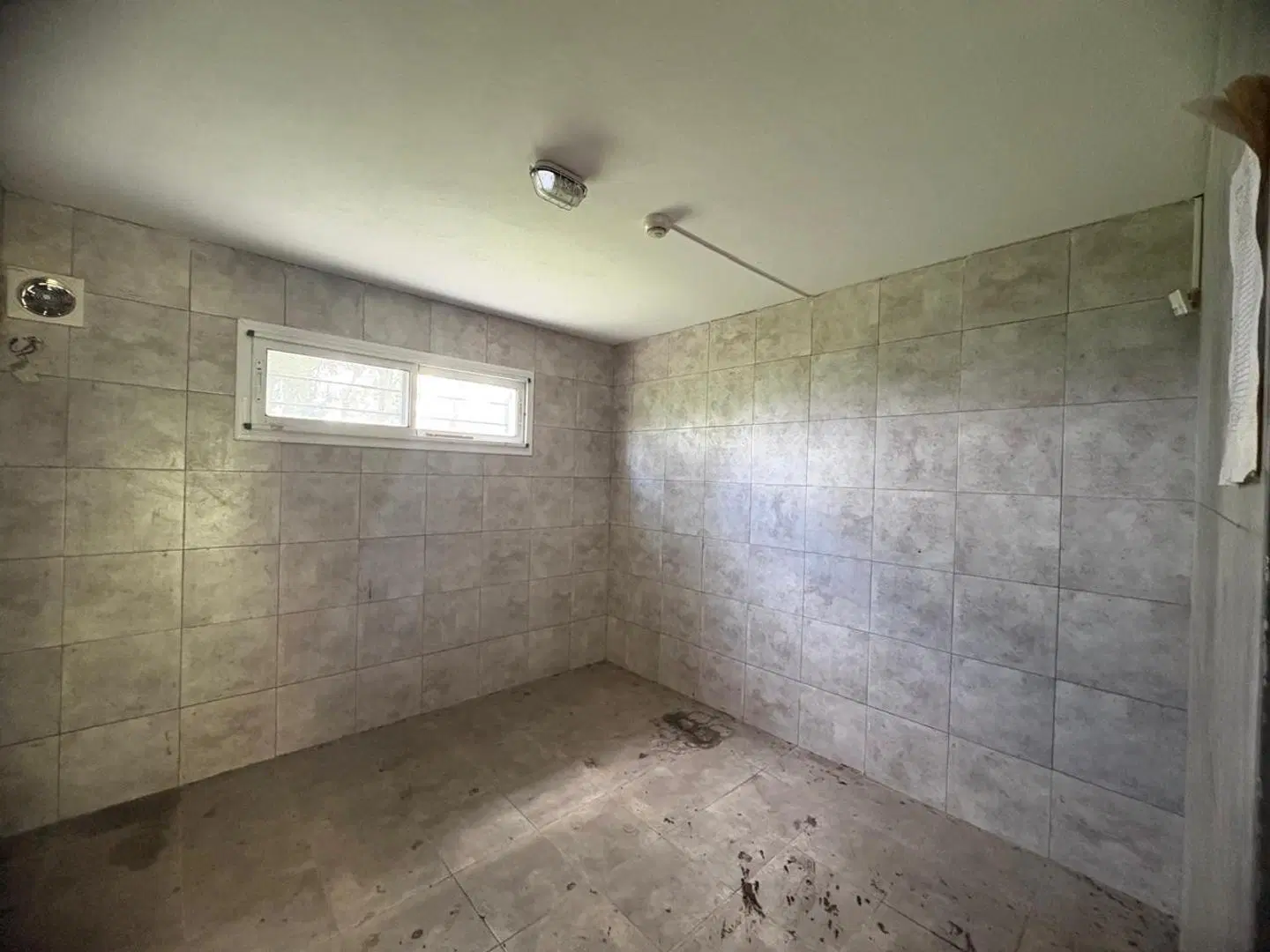 GALPÓN EN VENTA ZÁRATE 3