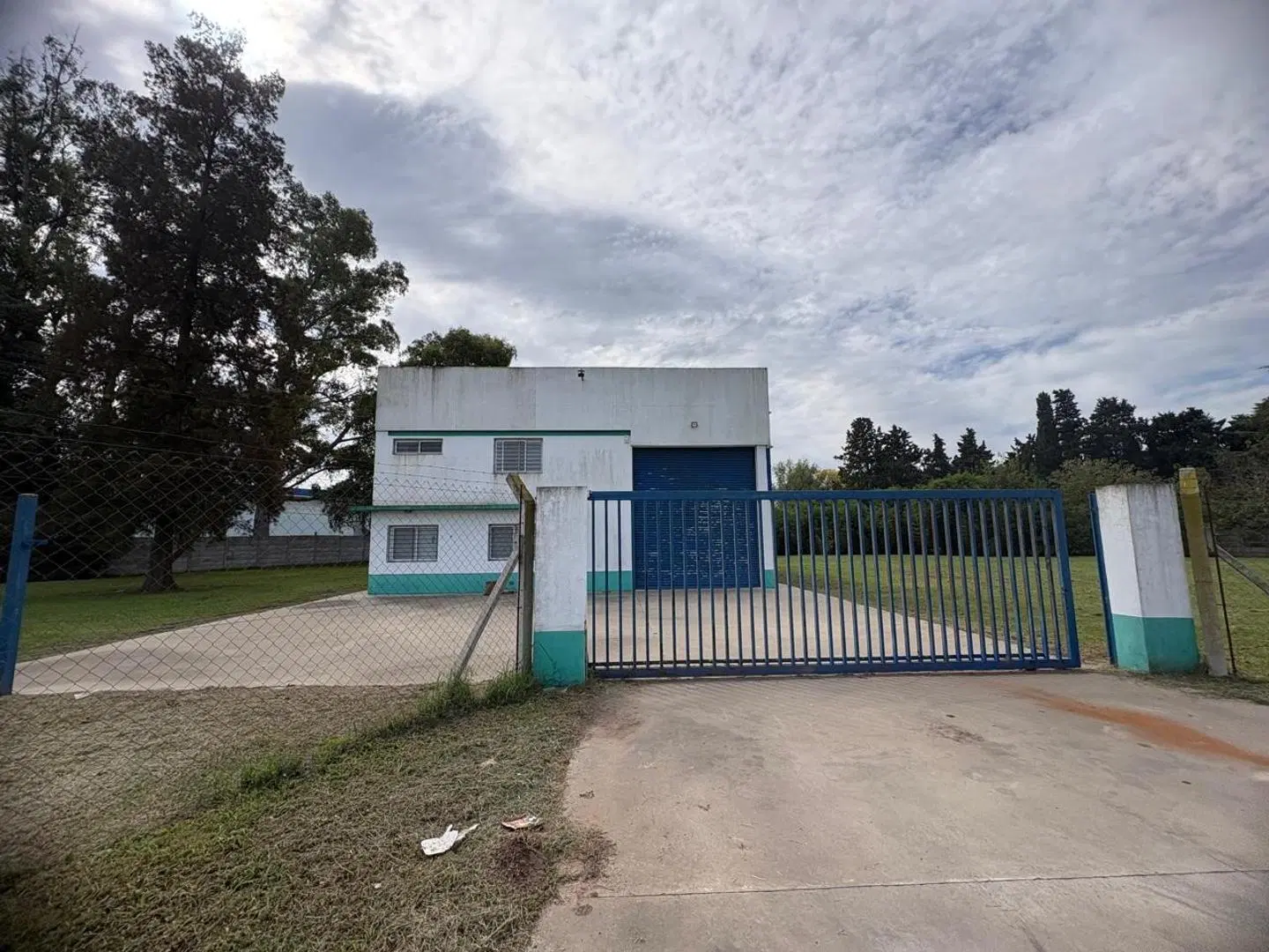 GALPÓN EN VENTA ZÁRATE 4