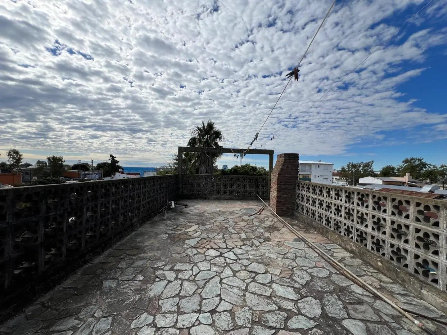 CASA / PROYECTO A TERMINAR ZARATE 3