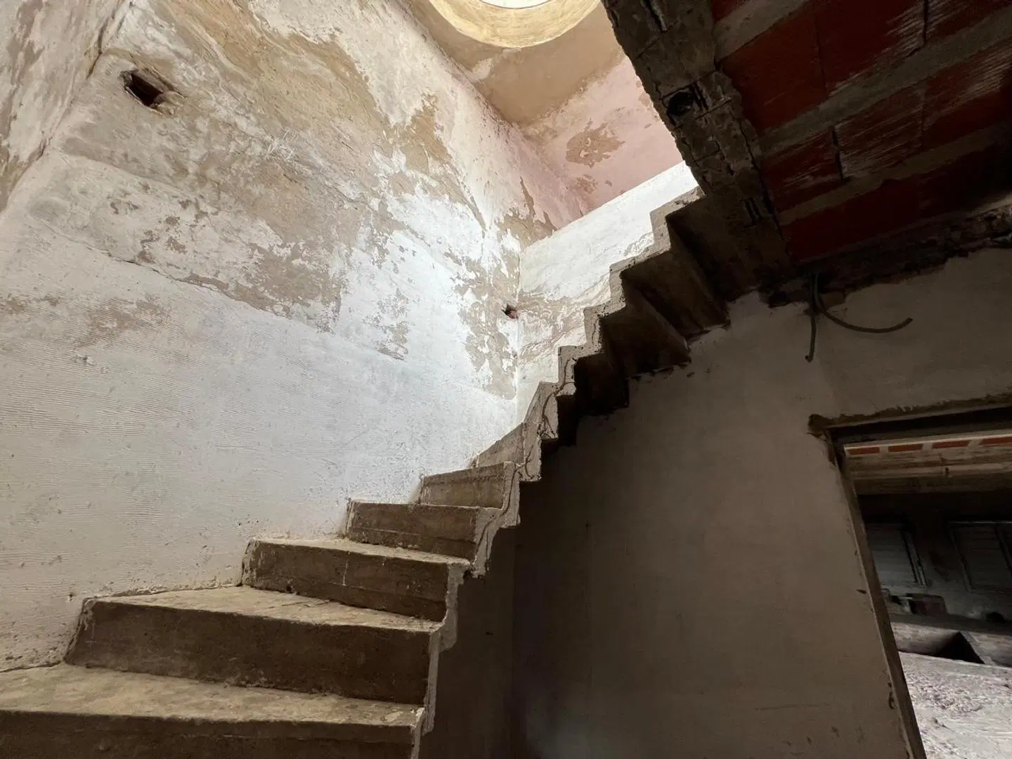 CASA / PROYECTO A TERMINAR ZARATE 2