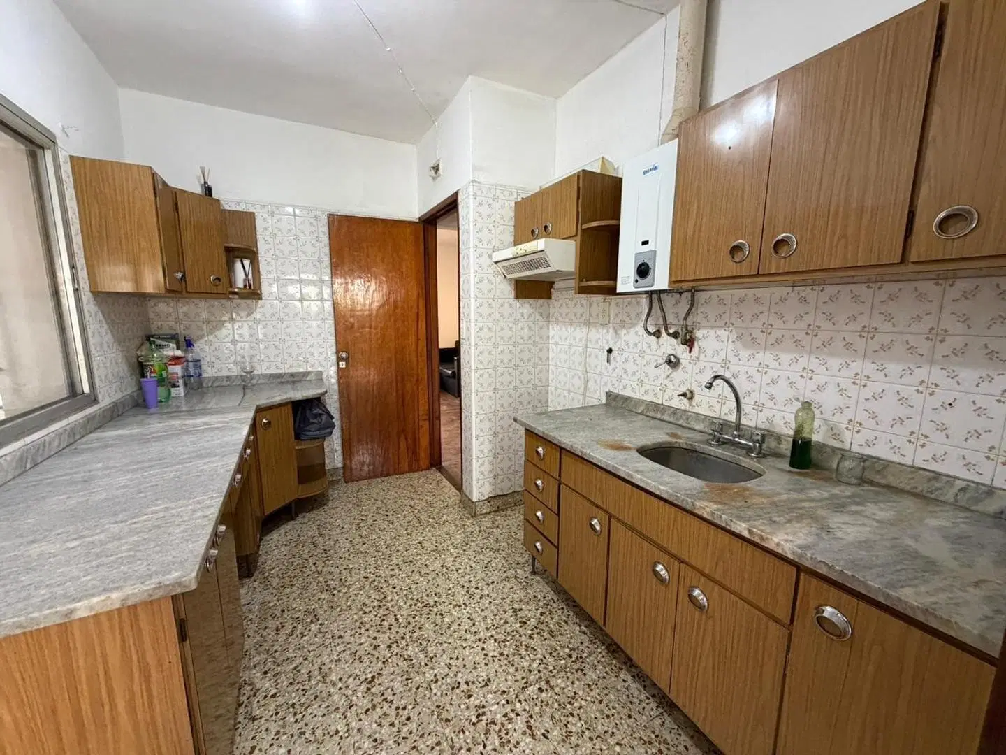 CASA EN ALQUILER - 25 DE MAYO AL 1500 2