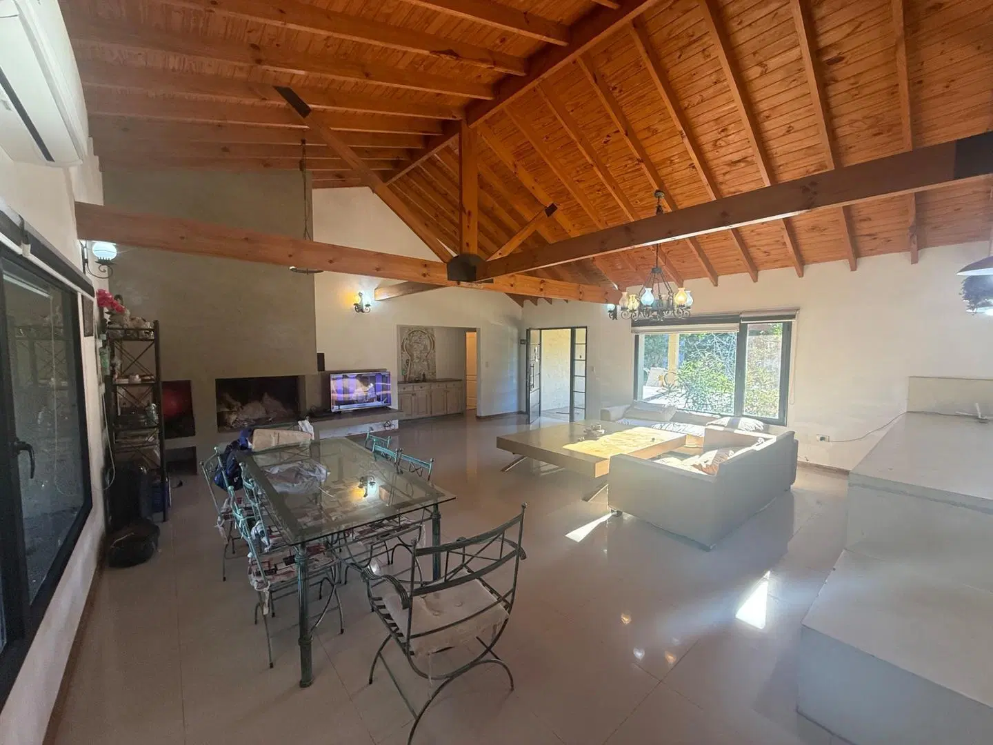 CASA EN VENTA - BARRIO SANTA MARIA ESCOBAR 8