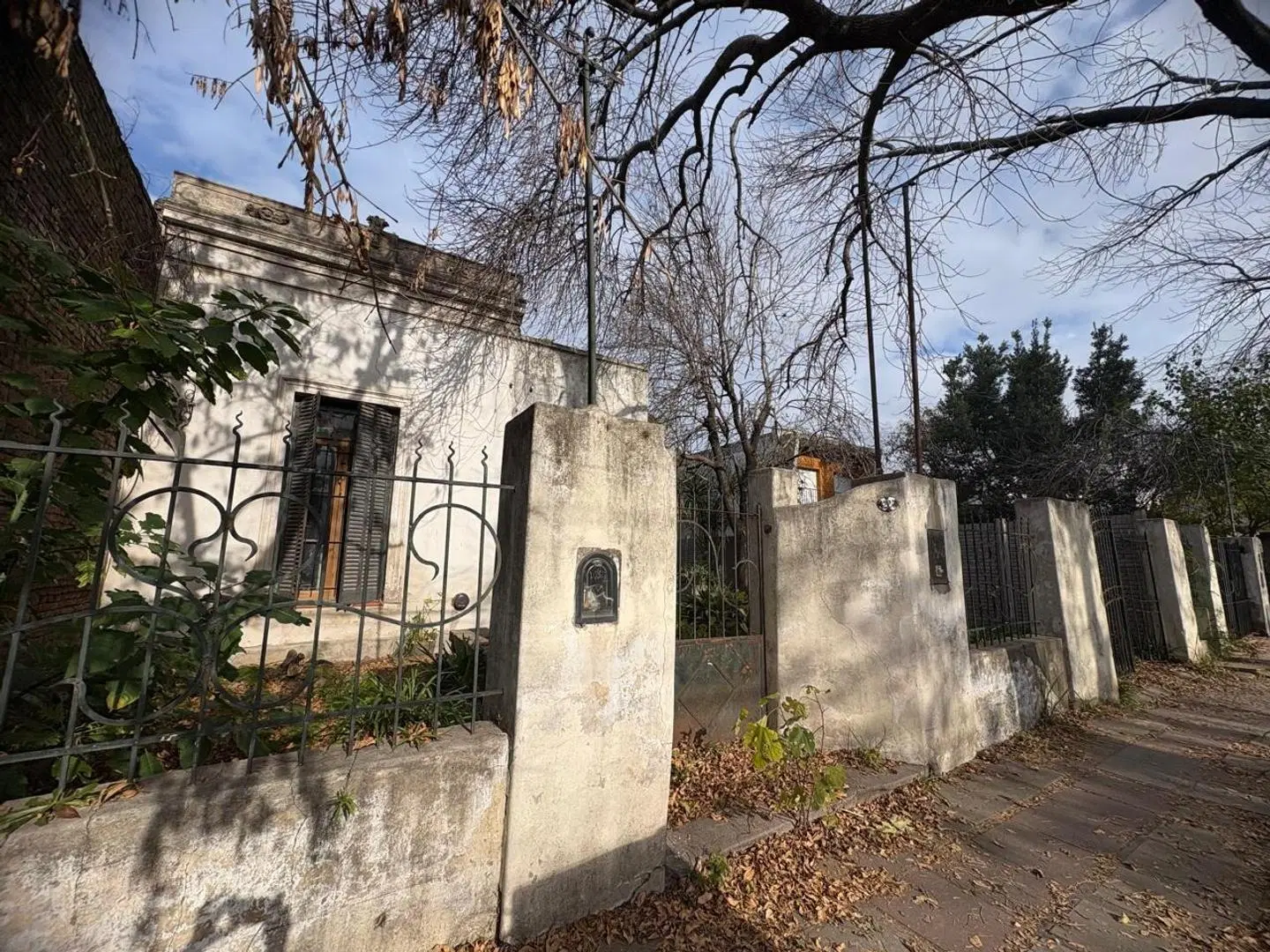 CASA EN ALQUILER ZÁRATE 1