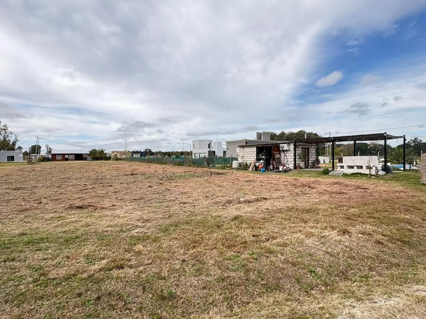 TERRENO EN VENTA ZARATE 4