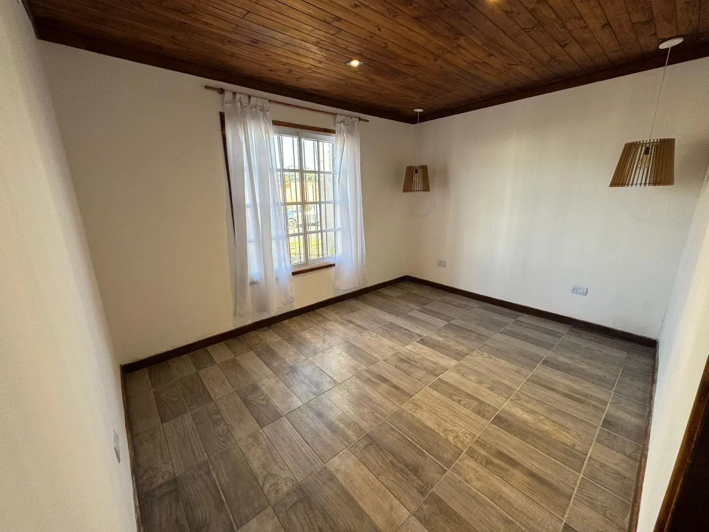 CASA EN VENTA PUERTA DEL SOL CAMPANA 5