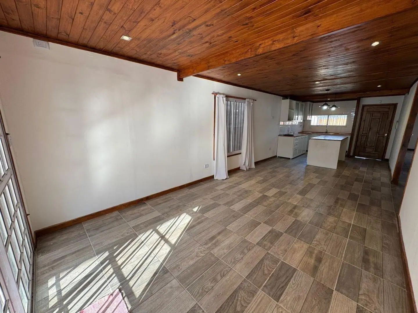 CASA EN VENTA PUERTA DEL SOL CAMPANA 3