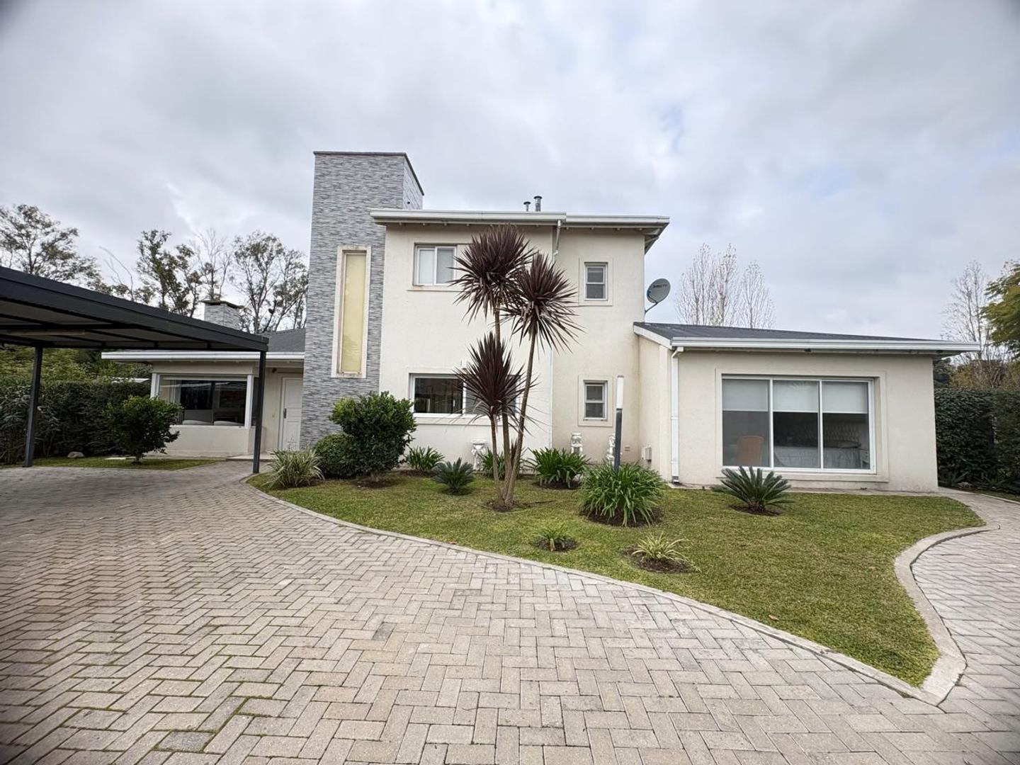 CASA EN VENTA HARAS SANTA MARIA
