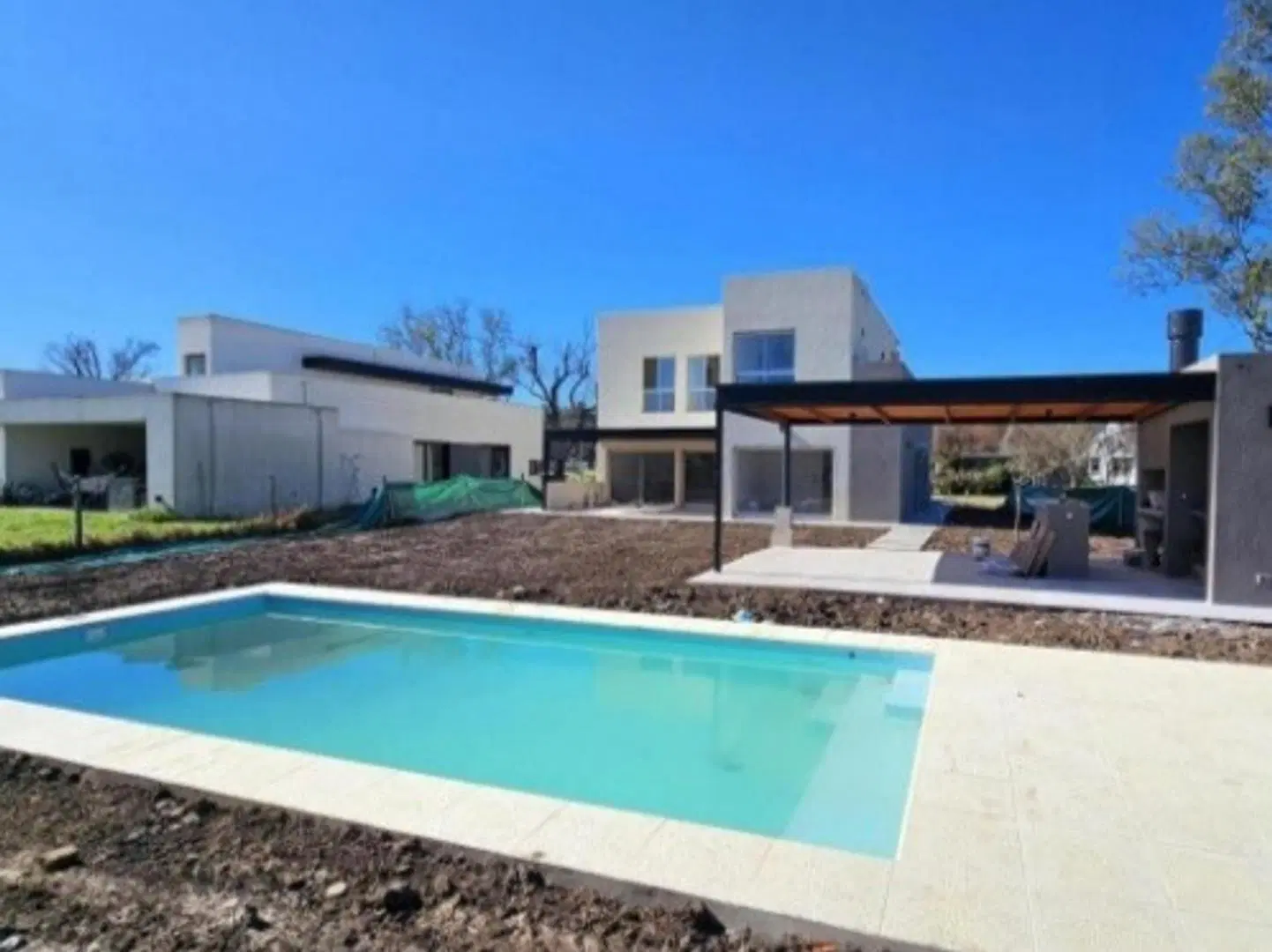 CASA EN VENTA - MONET 3
