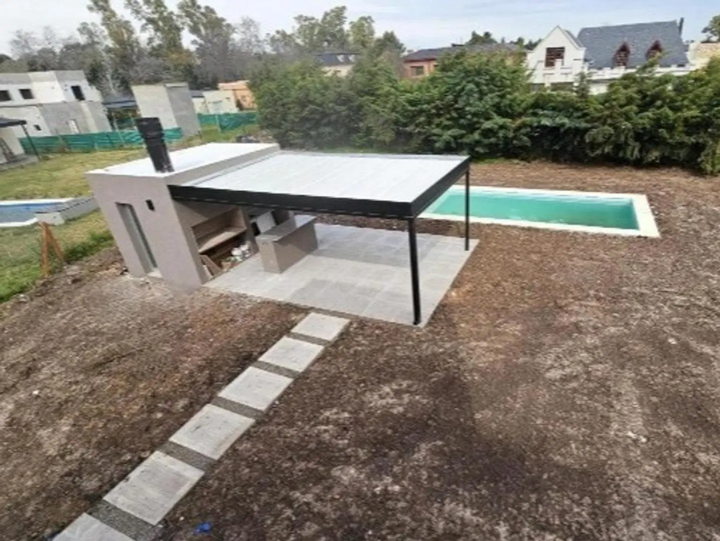 CASA EN VENTA - MONET 4