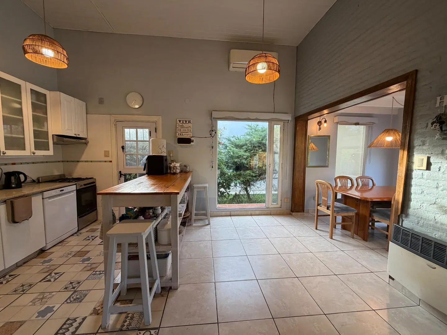 CASA EN VENTA - LARENA C.C 8
