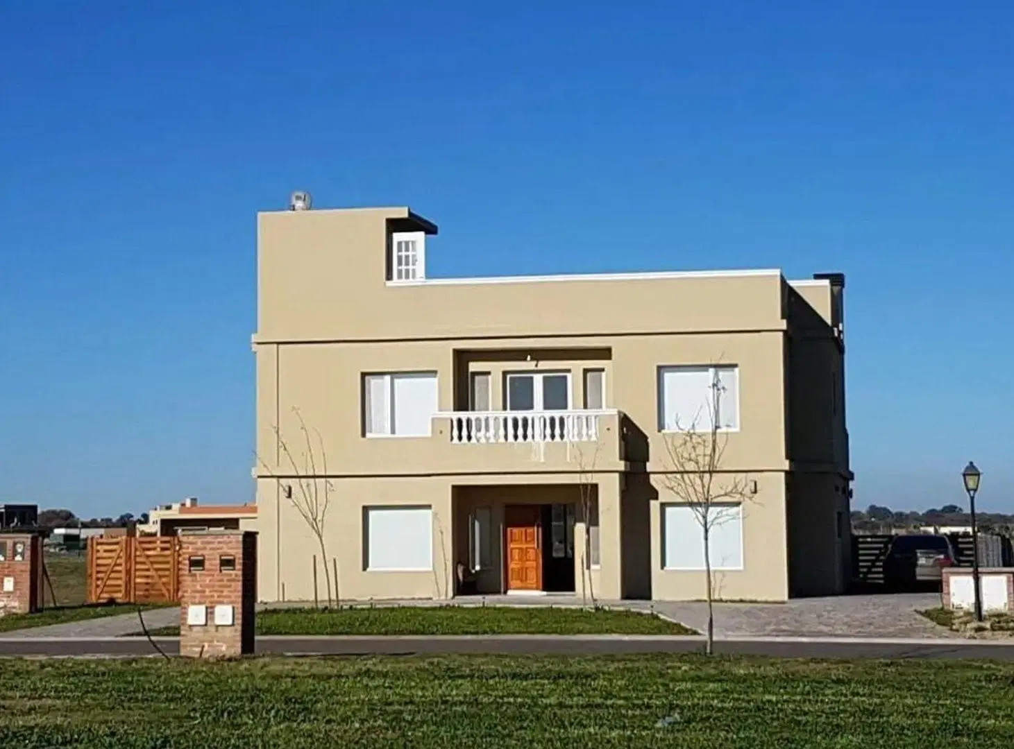 CASA EN VENTA - SAN SEBASTIAN 1