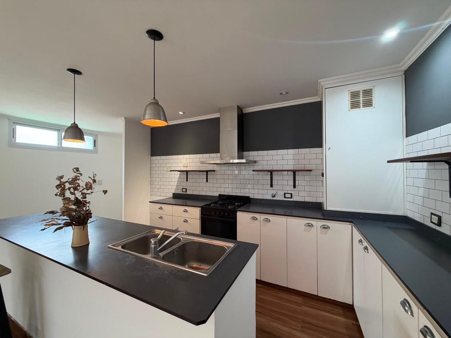 Foto de CASA EN ALQUILER - BARRIO DALMINE NUEVO, imagen 2