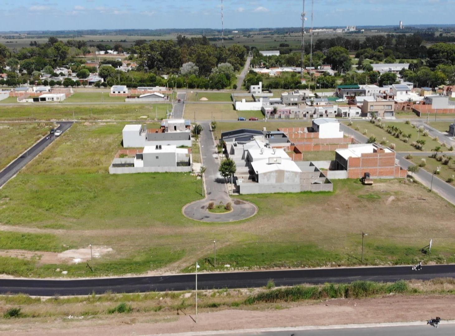 Foto de LOTE EN VENTA BARRIO PORTAL DE LA AVENIDA - CAMPANA, imagen 3