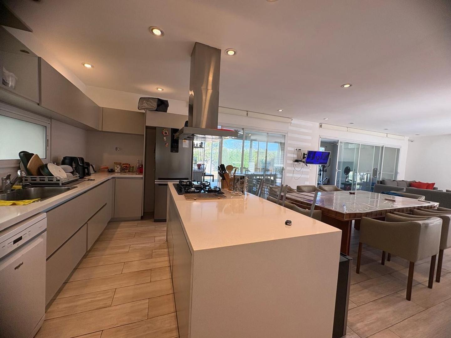 Foto de CASA EN VENTA EN PILAR DEL ESTE, imagen 2