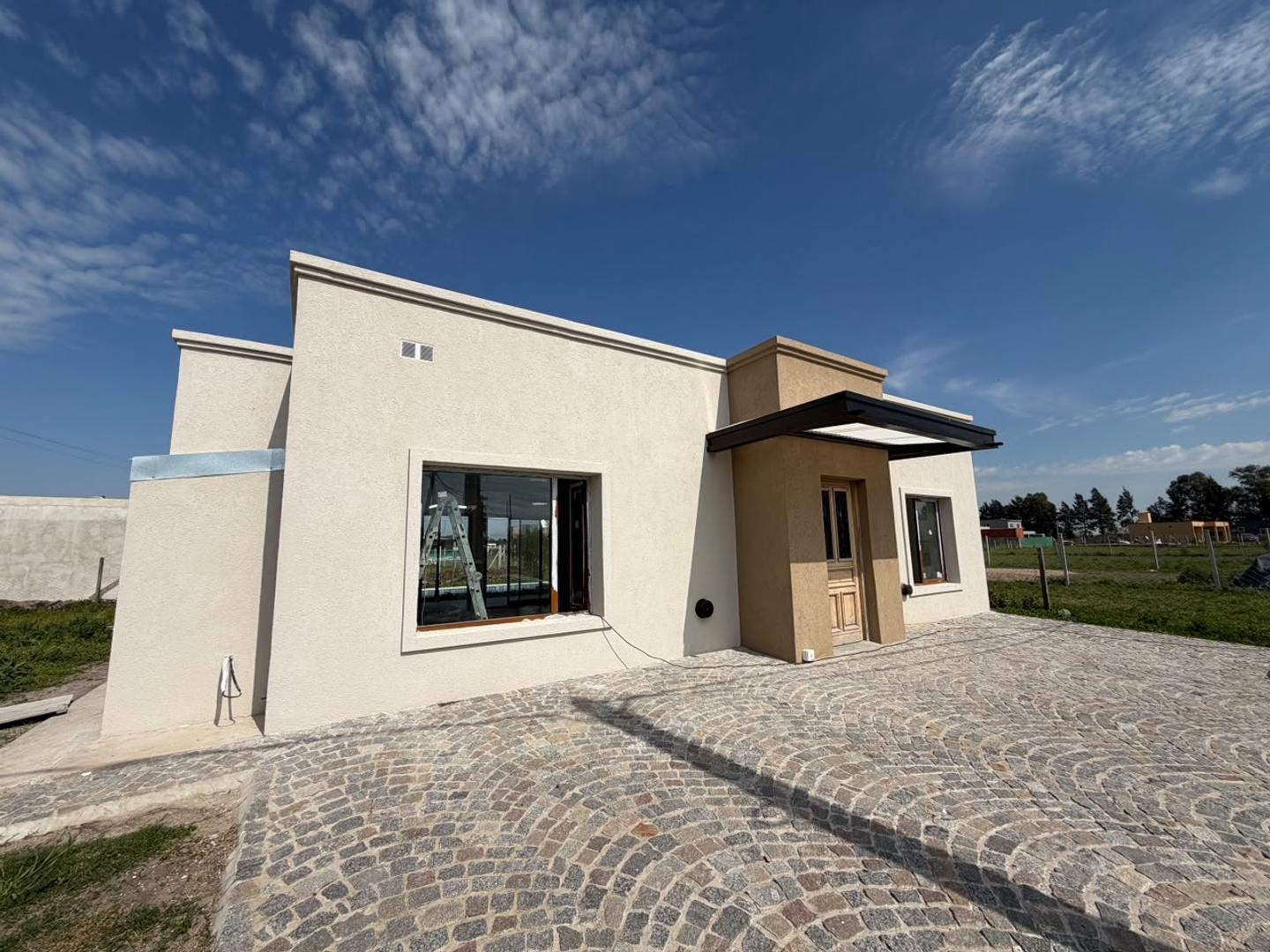 Foto de CASA EN VENTA - CARDALES CHICO APTO CREDITO, imagen 2