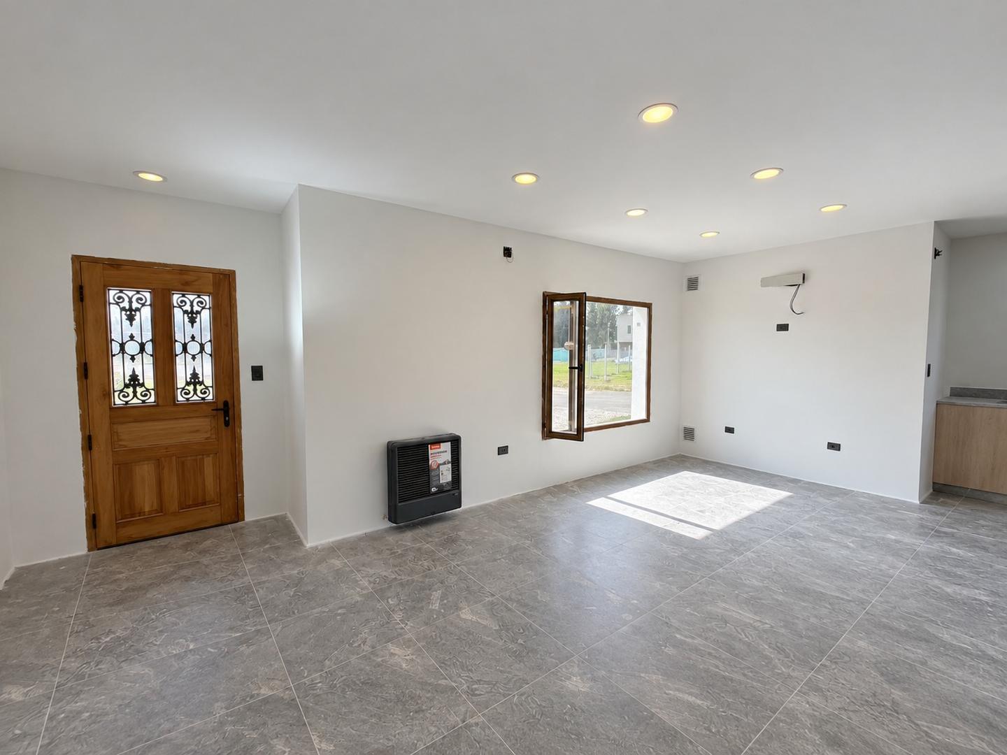 Foto de CASA EN VENTA - CARDALES CHICO APTO CREDITO, imagen 3