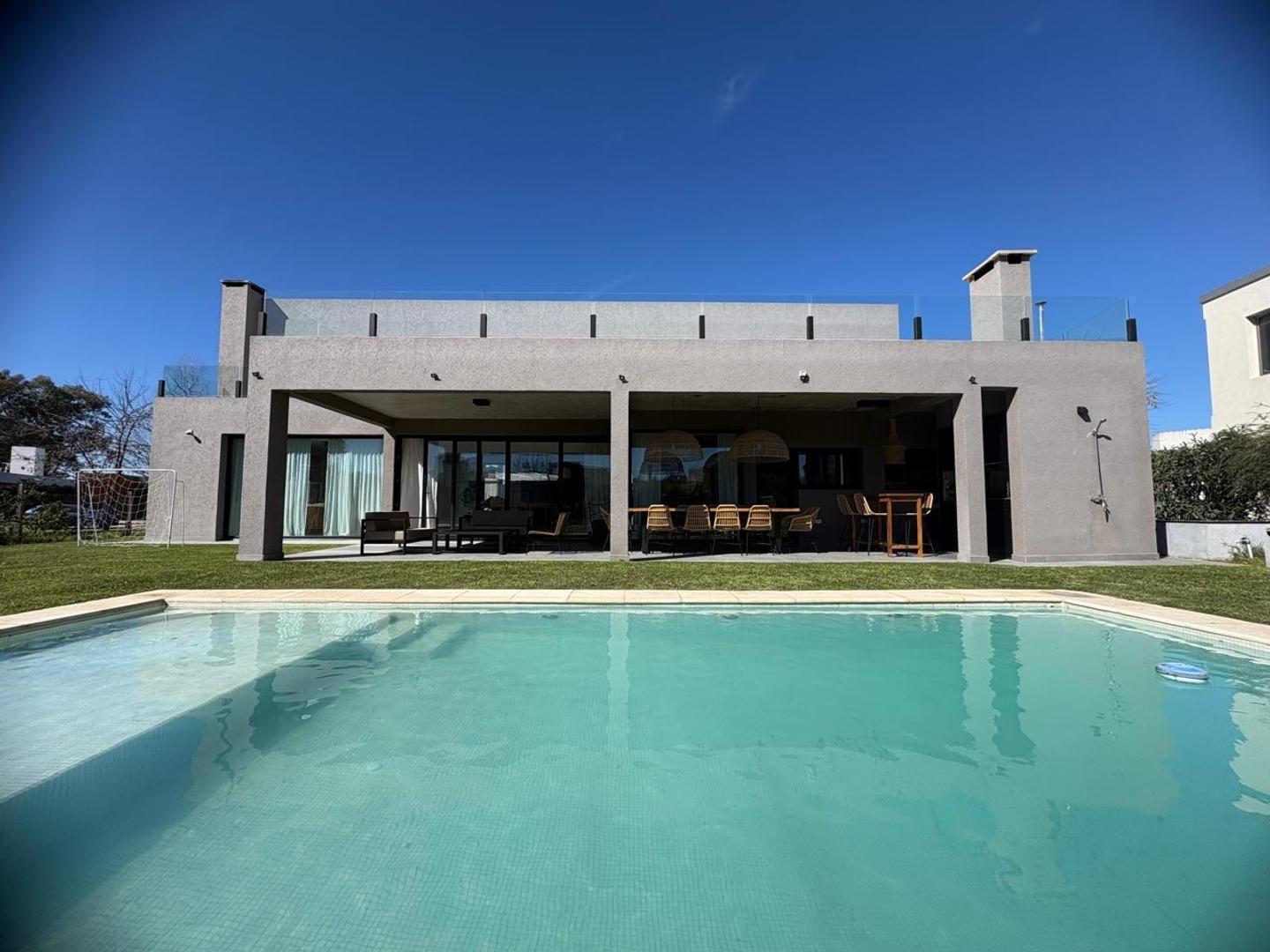 Foto de CASA EN ALQUILER TEMPORAL HARAS SANTA MARÍA, imagen 2
