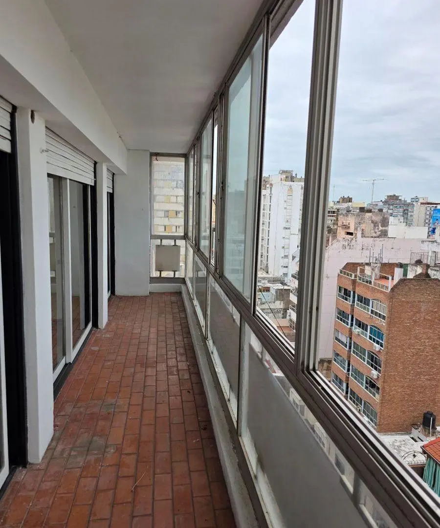 CENTRO - ALQUILO DPTO. 3 DORM. C/BALCÓN - SUCRE 25 - CÓRDOBA 5