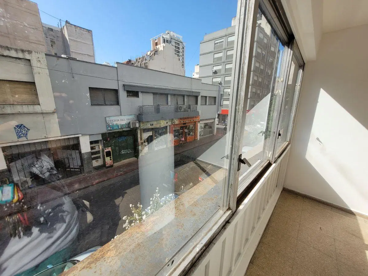 SE ALQUILA OFICINA COMERCIAL SUCRE 25 - EXTERNO - CÓRDOBA 8
