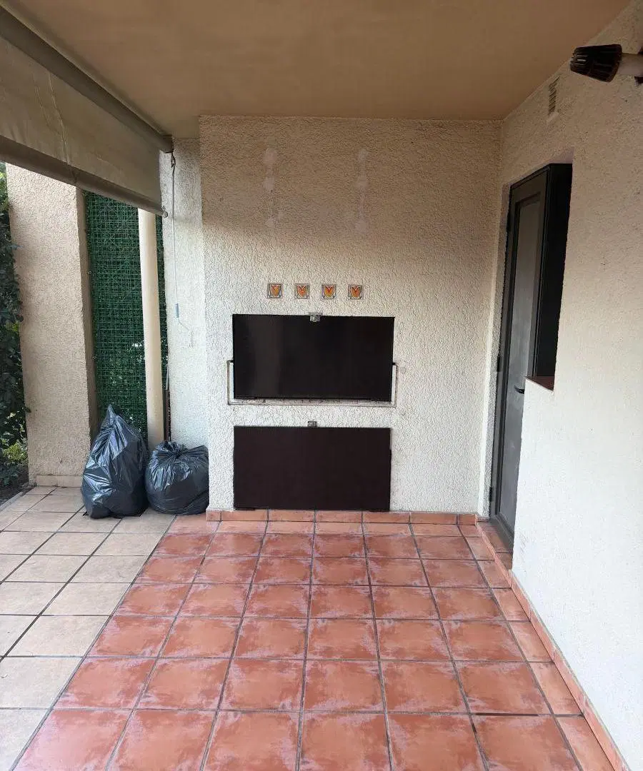 Departamento de 120 m² con 3 dormitorios en alquiler en Casonas del Norte 8