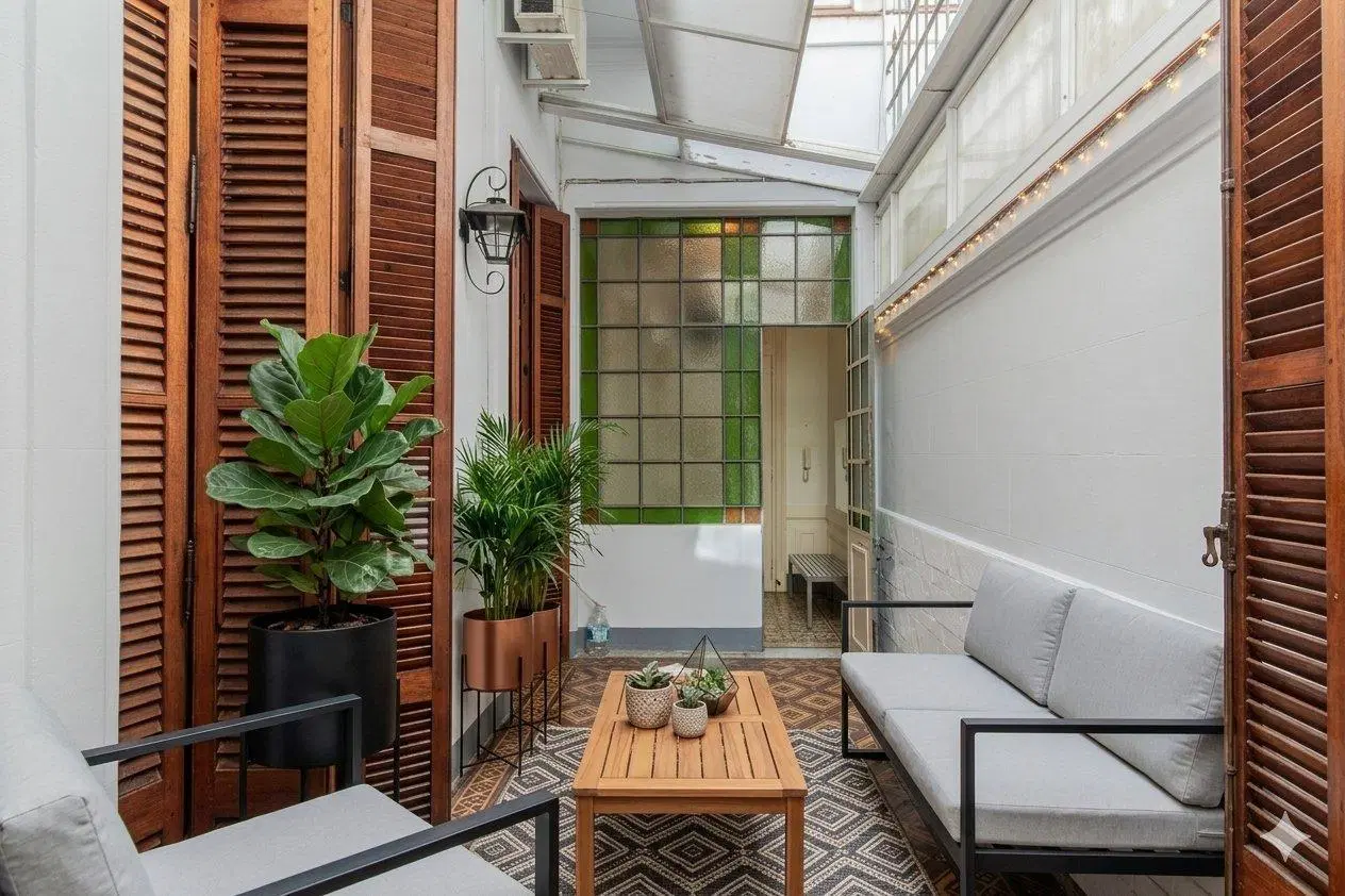 Venta departamento 3 ambientes mas estudio y patio 3
