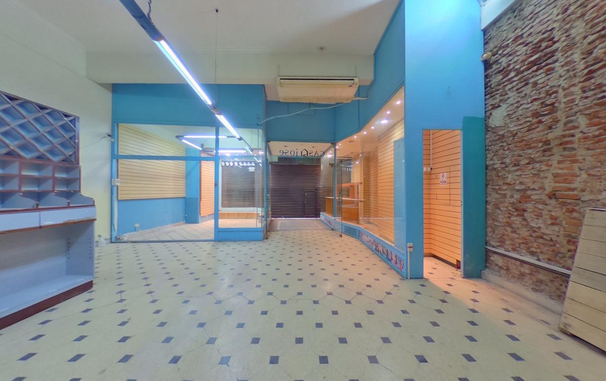 Excelente Local Comercial en Venta 4