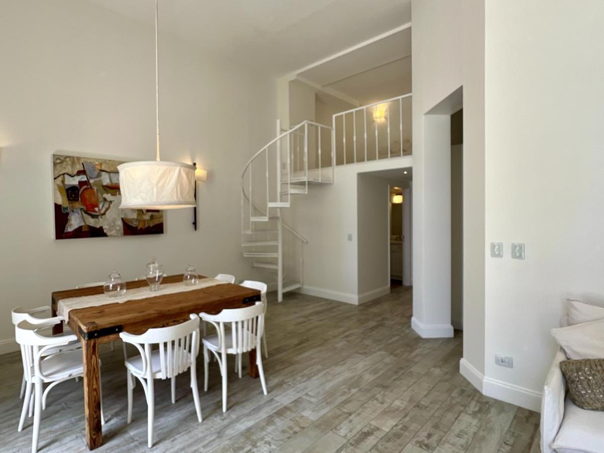 Excelente Dpto. 3 Ambientes en Venta en El Palacio Raggio. 1