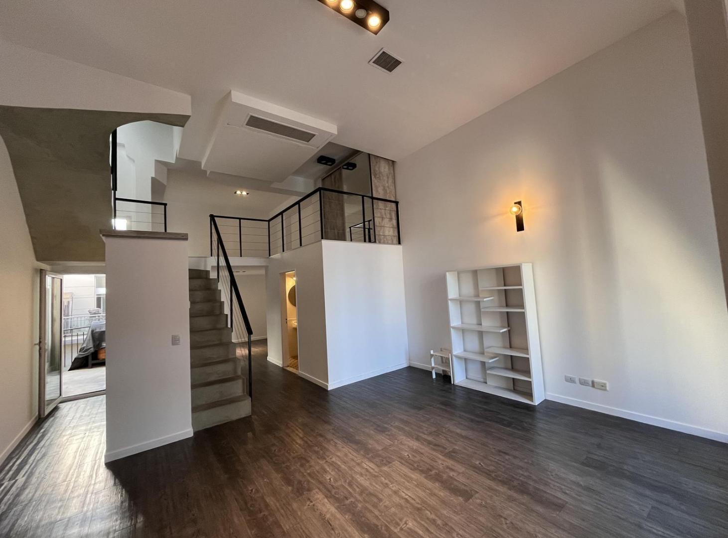 Foto de Excelente Dpto. 3 ambientes en Venta en el Palacio Raggio., imagen 2