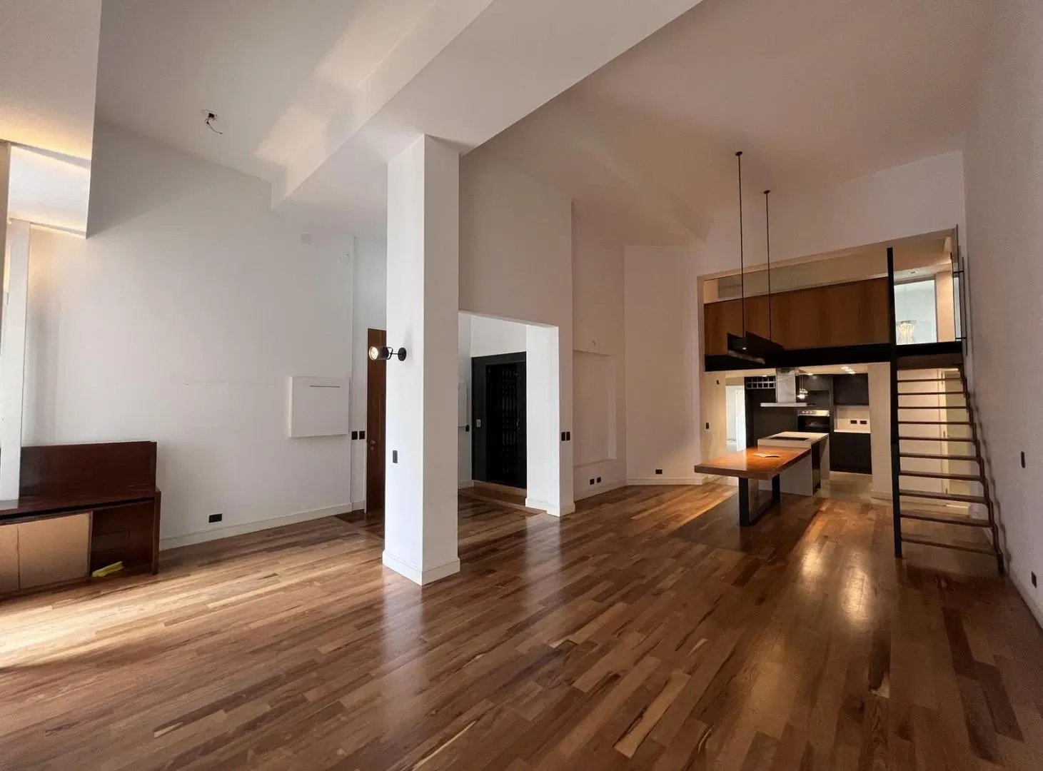 Excelente Dpto. 3 ambientes en Venta en el Palacio Raggio. 8