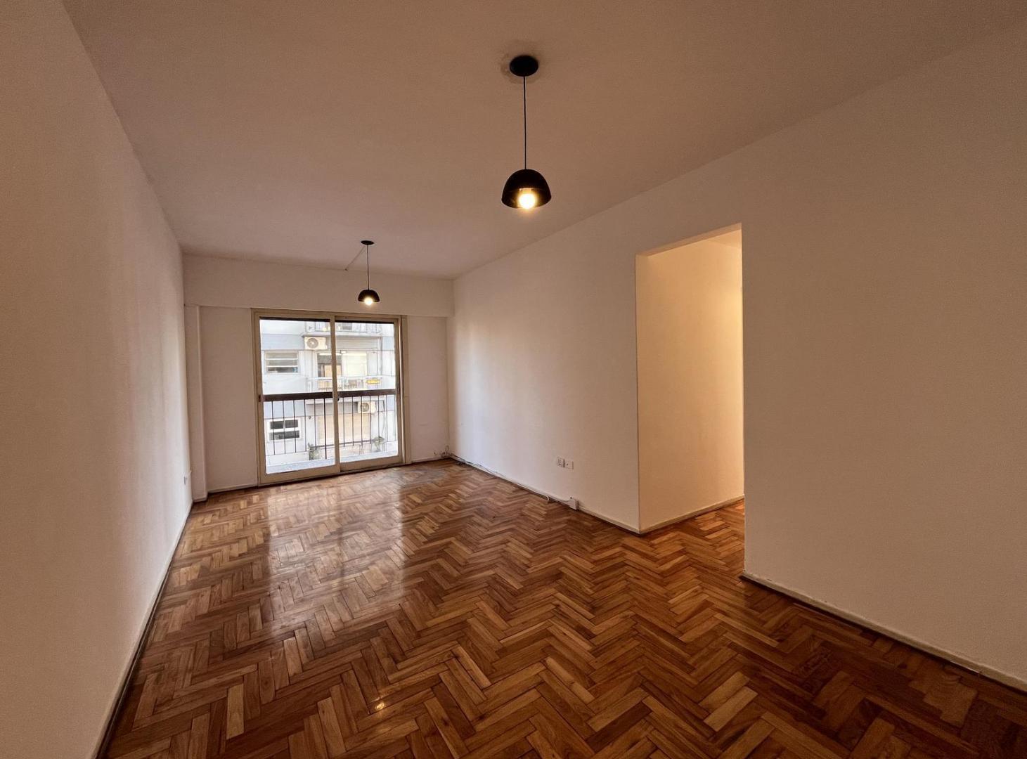 Foto de Excelente Departamento 4 ambientes en Venta en Almagro., imagen 1