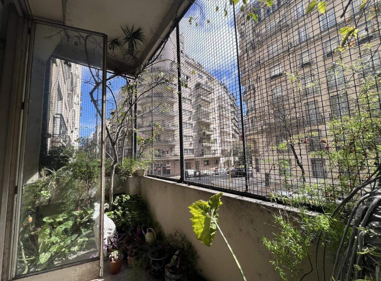 Foto de Excelente Dpto. 4 ambientes en venta frente al Palacio Estrugamou., imagen 5