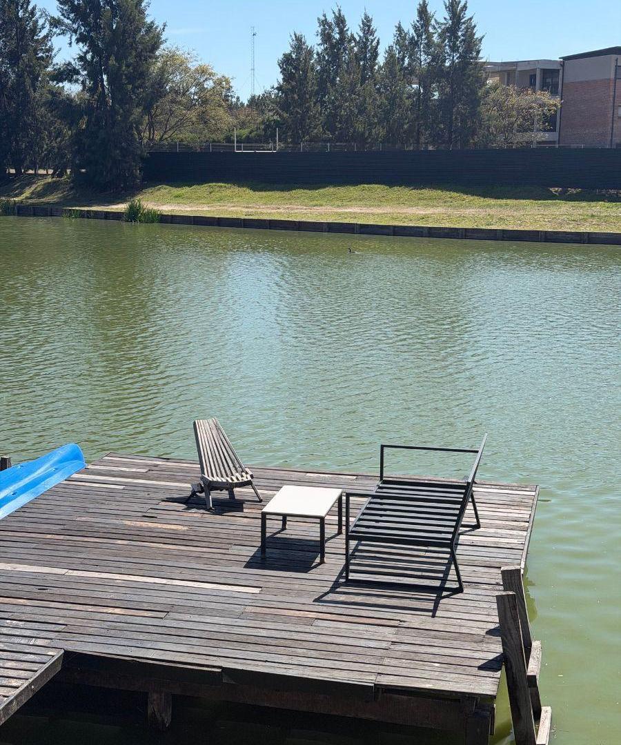 Foto de Alquiler fiestas hasta 6/2/2027. Excelente casa al agua, imagen 3