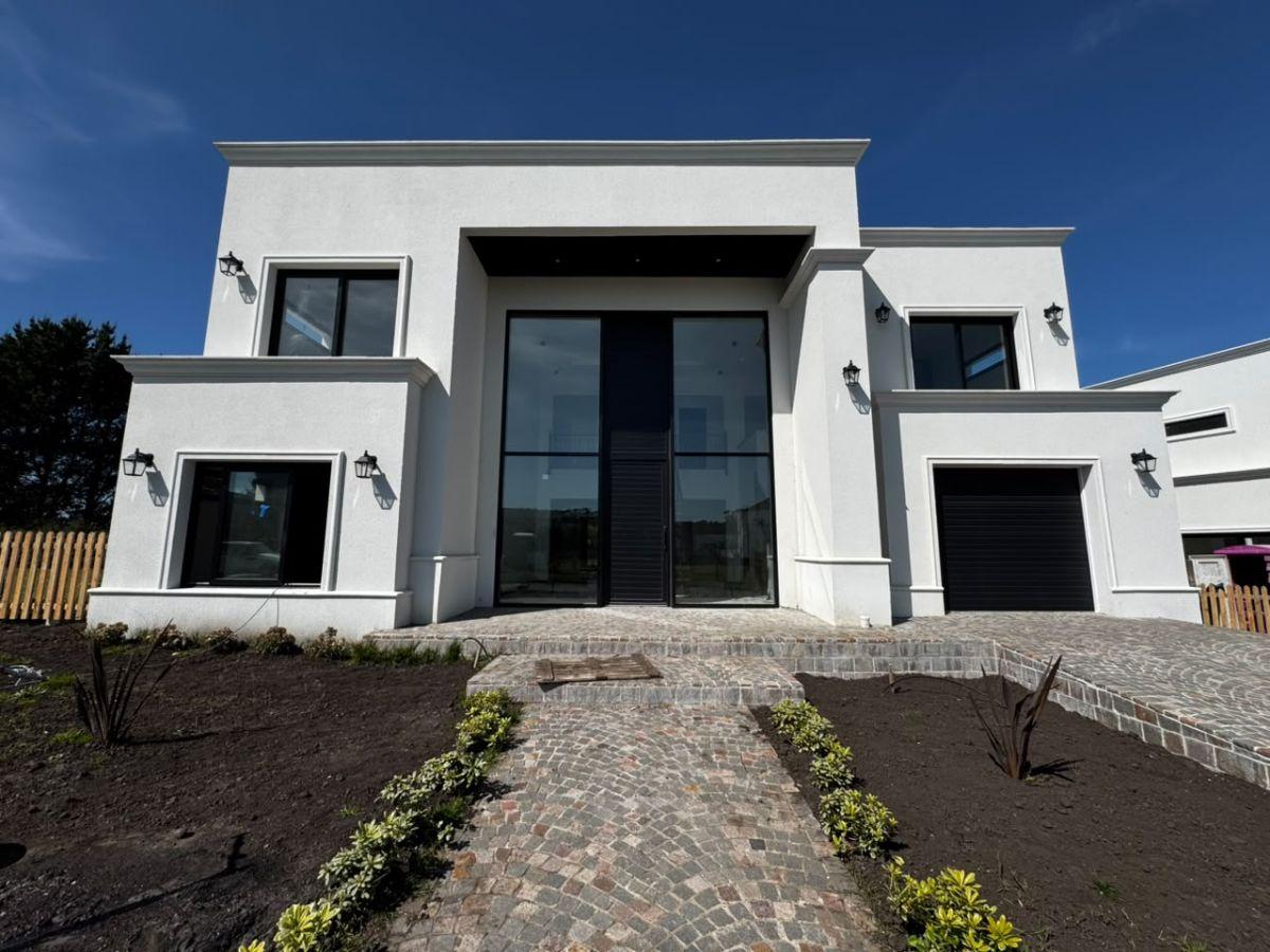 Foto de CASA 5 AMBIENTES EN PREVENTA | RUMENCÓ JOVEN | PISCINA | LOTE 161 |, imagen 3