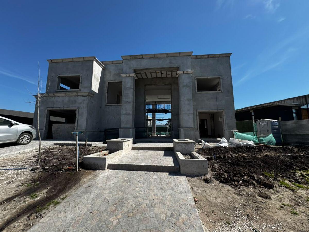 Foto de CASA 5 AMBIENTES EN PREVENTA | RUMENCÓ JOVEN | PISCINA | TERRAZA, imagen 2