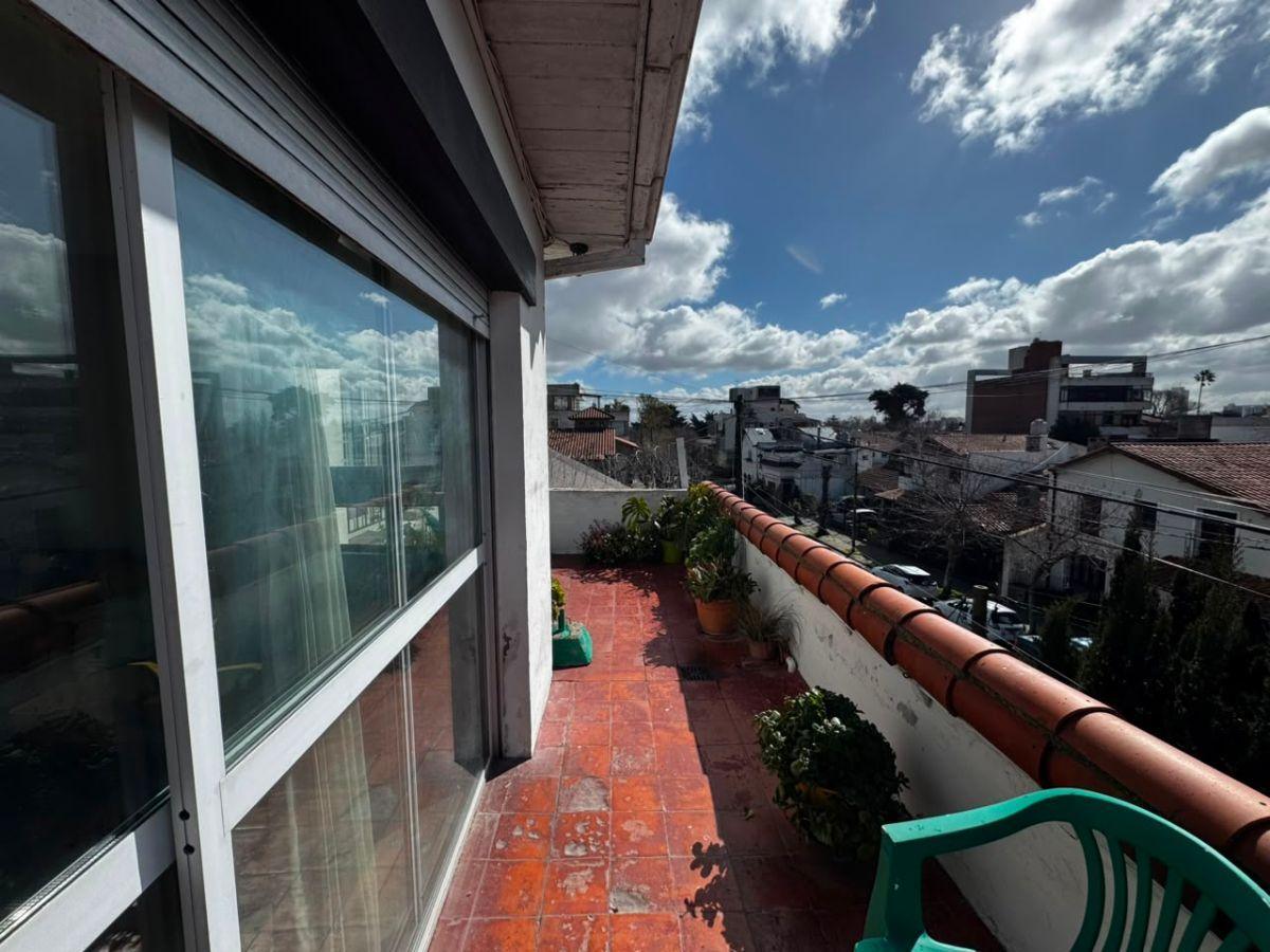 Foto de PH 3 AMBIENTES AL FRENTE | CON DEPENDENCIA | ASCENSOR PRIVADO |, imagen 1