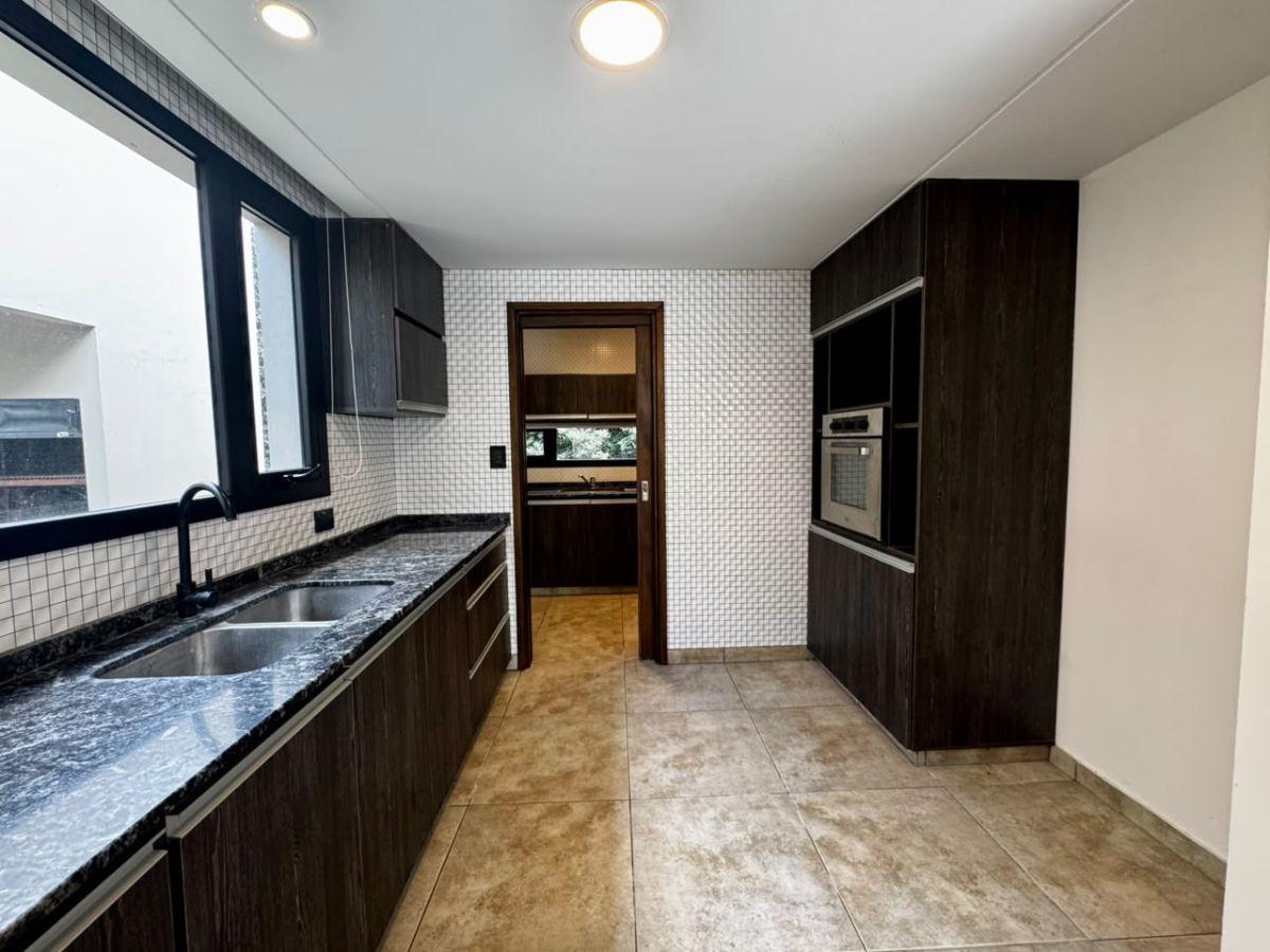 Foto de CASA 4 AMBIENTES | RUMENCO | SAUCES 31 | PILETA | COCHERA SEMICUBIERTA, imagen 3