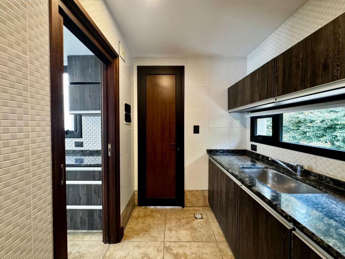 Foto de CASA 4 AMBIENTES | RUMENCO | SAUCES 31 | PILETA | COCHERA SEMICUBIERTA, imagen 5