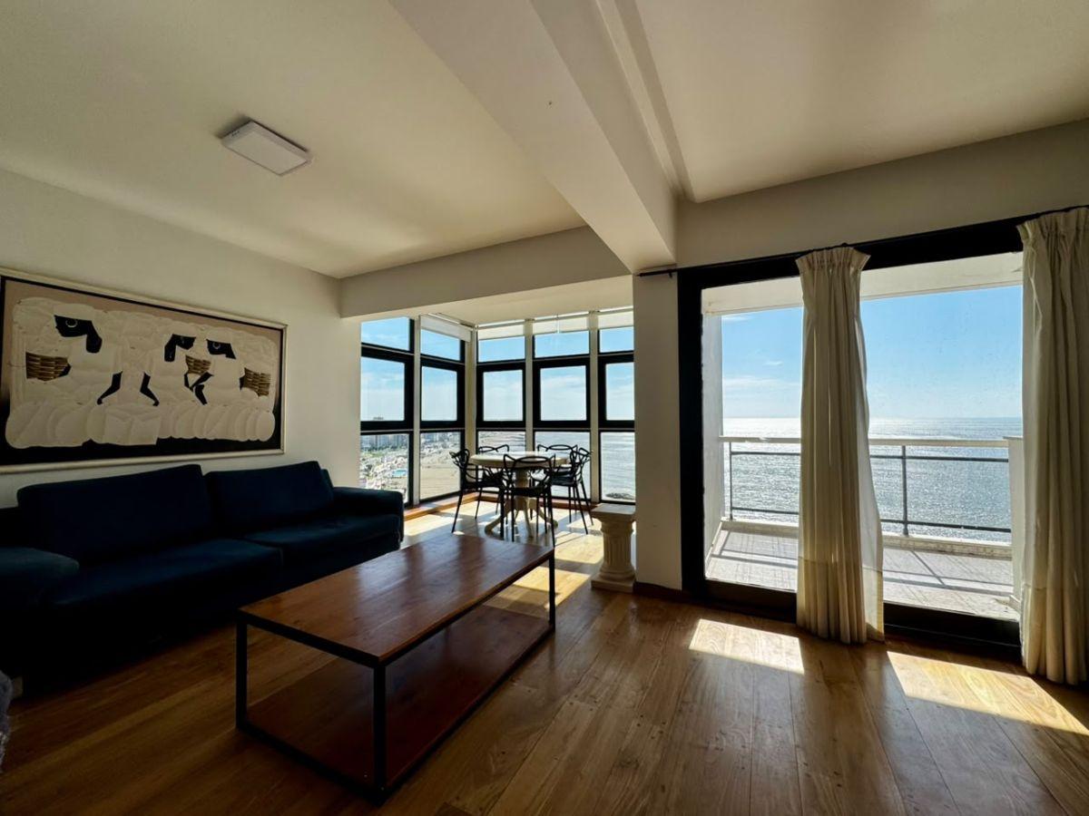 Foto de SEMIPISO 3 AMBIENTES DE CATEGORIA | MARAL 46 | VISTA PLENA AL MAR |, imagen 4