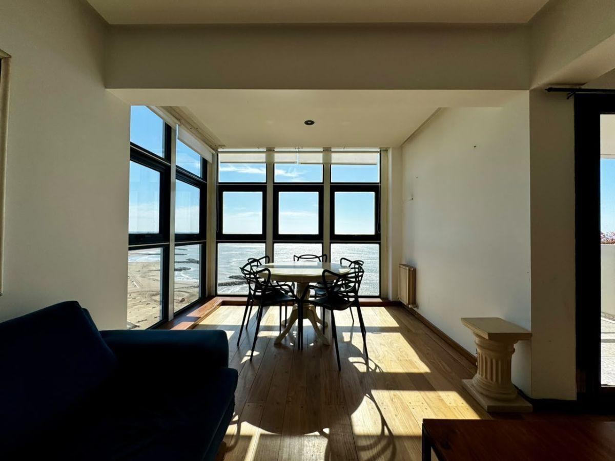 Foto de SEMIPISO 3 AMBIENTES DE CATEGORIA | MARAL 46 | VISTA PLENA AL MAR |, imagen 2