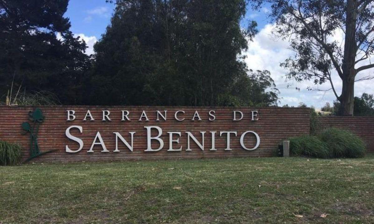 Foto de Terreno 880 m² en barrio privado Barrancas de San Benito, imagen 4