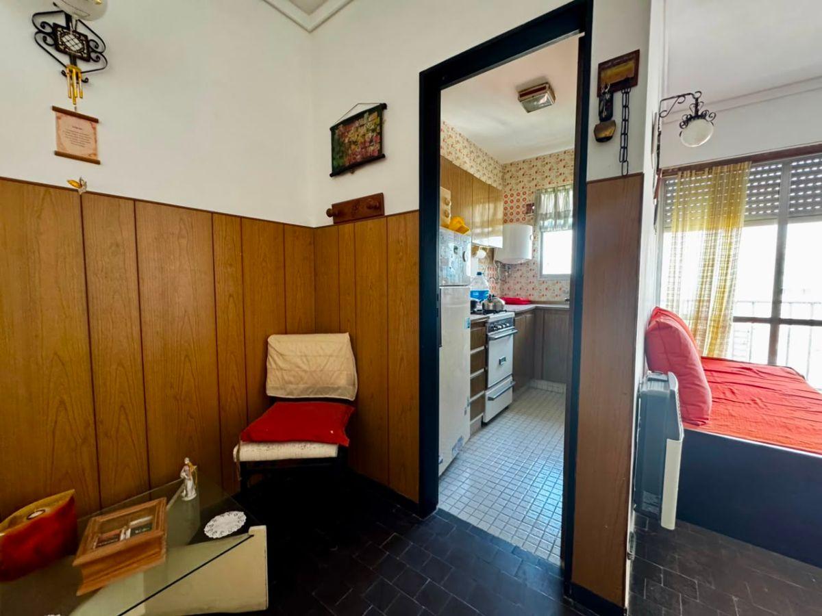 Foto de 2 AMBIENTES | CON VISTA AL MAR | BALCON | ESTADO ORIGINAL | PISO 14, imagen 2